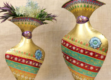 Iron-Painted-Flowe-Pot-Set-Two-Rajasthan-Handicrafts