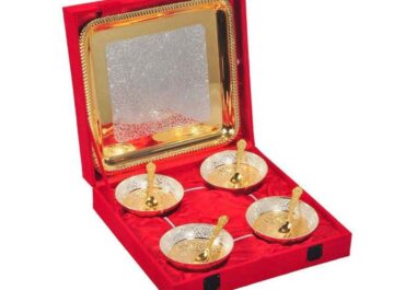 Gold-Plated-Brass-of-Four-Bowls-with-Tray-Set